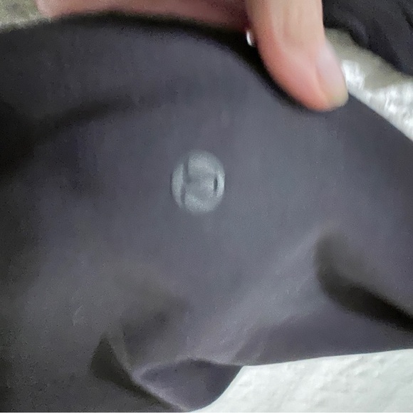 Lululemon Ready To Lulu - Picture 2 of 3